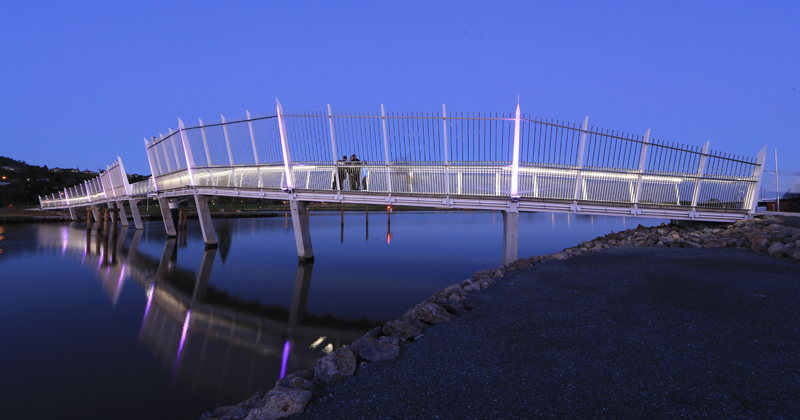 Waterproof LED strip lights in Waiarohia Bridge Waterproof LED strip lights in Waiarohia Bridge